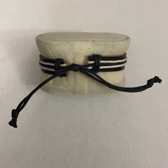 Bracelet - Picture 2 of 2